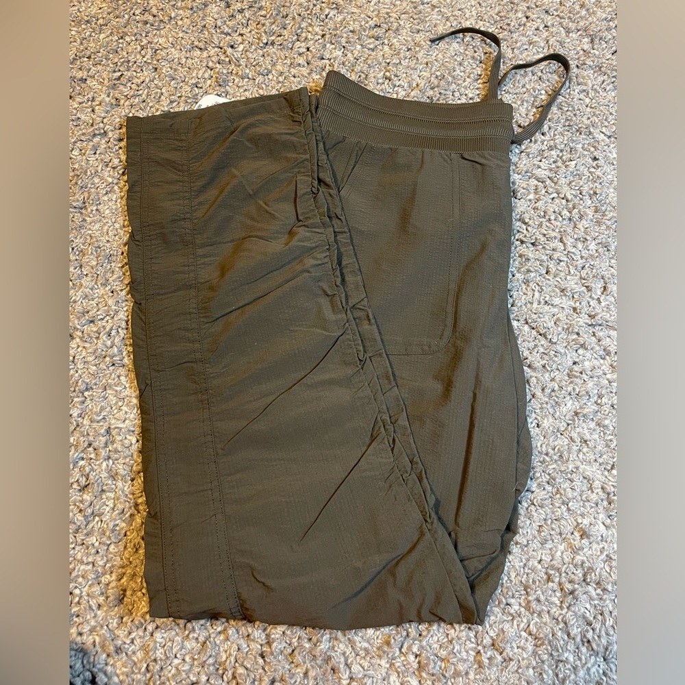 Xersion Medium joggers